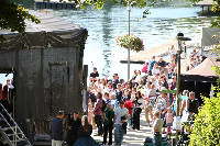 Seefest_Foto_Buehne_von_hinten_C_Touristinfo_Bad_S.jpg