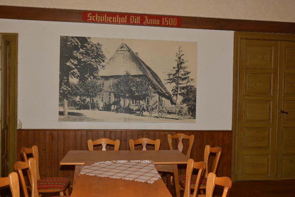 Schützenhof Saal hist Foto.JPG