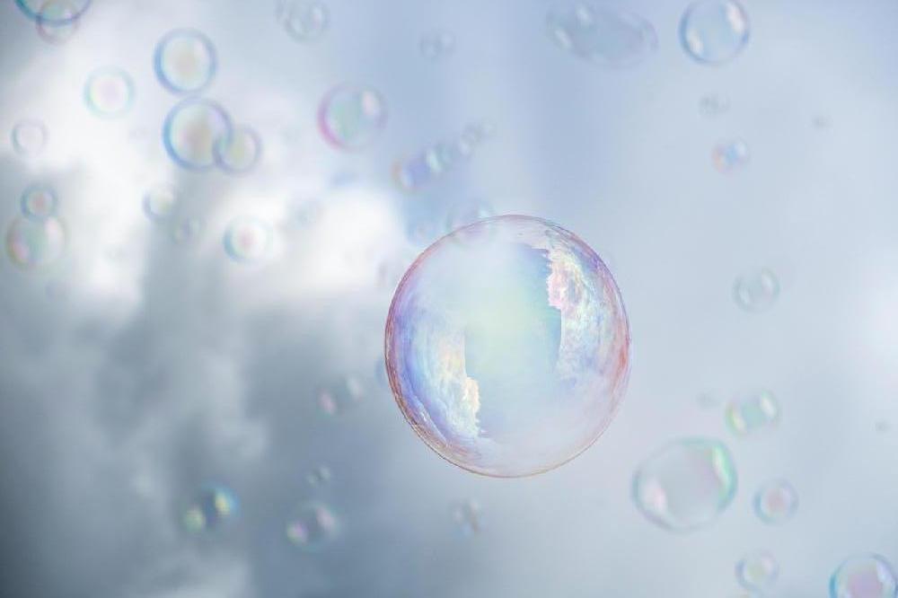 Seifenblasen-alfred-kenneally-unsplash.jpeg