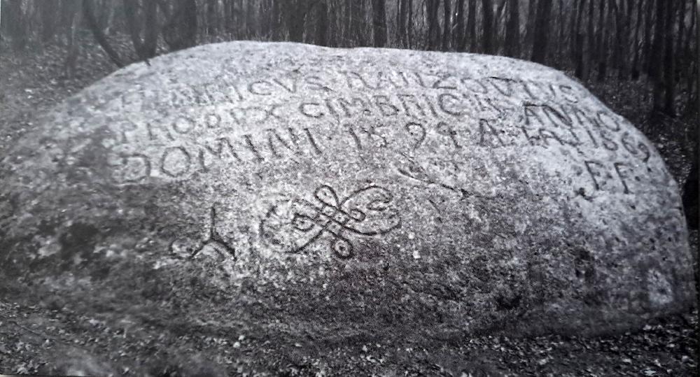 Rantzaustein  in Rantzau.jpg